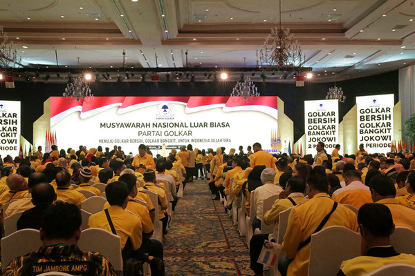 Pengurus Golkar mengikuti Musyawarah Nasional Luar Biasa (Munaslub) di Jakarta, Desember 2017. (Foto: partaigolkar.or.id)