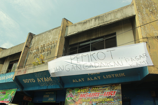 Pasar Rejosari Kota Salatiga. (Foto: scientiarum.com/Rut C)