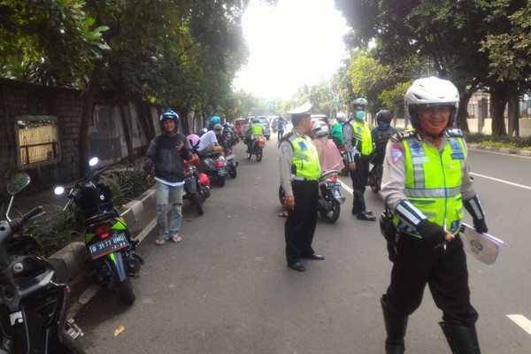 Razia kendaraan. (Foto: Twitter/TMC Polda Metro Jaya)