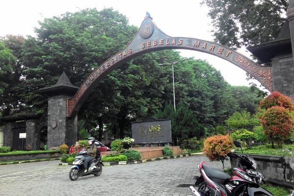 Gerbang UNS. (Foto: uns.ac.id)