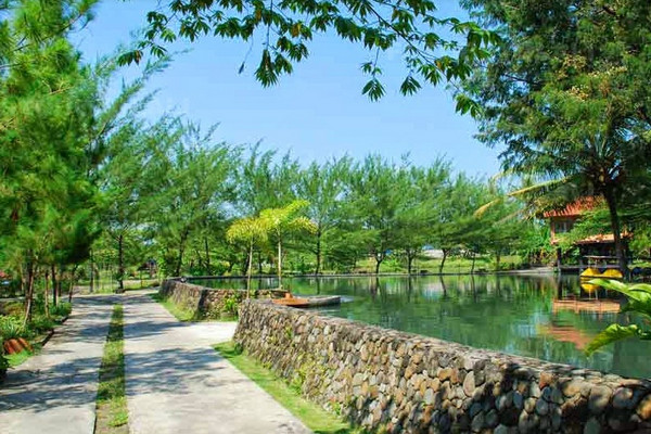 Taman Wisata Tlatar, Kabupaten Boyolali, Jateng. (Foto: kacamatawisata.blogspot.com)