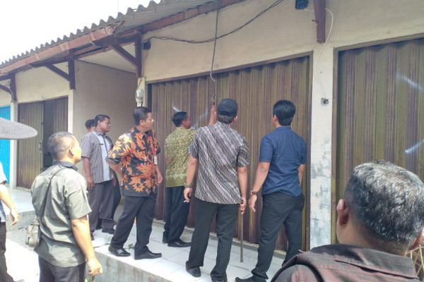 Disdag Kota Semarang membuka beberapa kios di Pasar Banjardowo, Selasa (23/10). Kios itu untuk relokasi pedagang kaki lima (PKL) Terminal Terboyo. (Foto: Pemkot Semarang, Jateng)