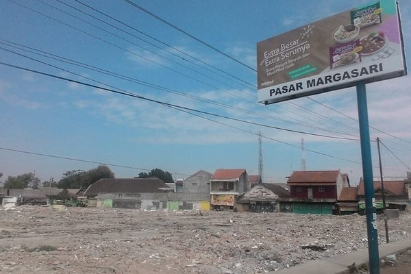 Pasar Margasari Kabupaten Tegal, Jateng, rata dengan tanah usai pembongkaran. (Foto: ist)