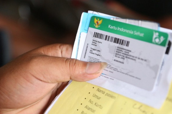 Kartu Indonesia sehat (KIS). (Foto: presidenri.go.id)