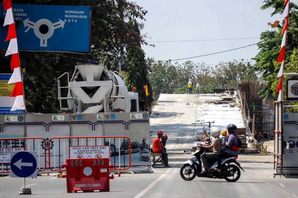 Pembangunan jalan layang Manahan Surakarta. (Foto: Pemkot Surakarta, Jateng)