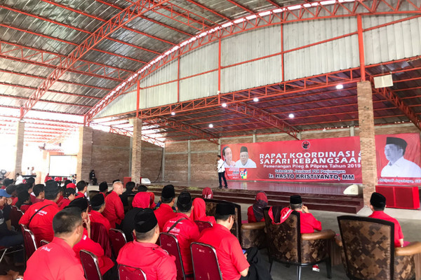 Rapat Koordinasi PDIP Lebak dan Pandeglang terkait Pemilu 2019 sela Safari Kebangsaan di Lebak, Banten, Kamis (20.12). (Foto: Twitter/@PDI_Perjuangan)