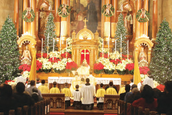 Ilustrasi misa Natal. (Foto: gazettechicago.com)