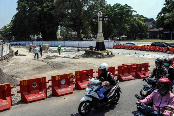 Suasana pengerjaan perbaikan Jalan Jenderal Sudirman tahap pertama di Kota Surakarta, Jateng 26 September 2018. (Foto: Pemkot Surakarta)