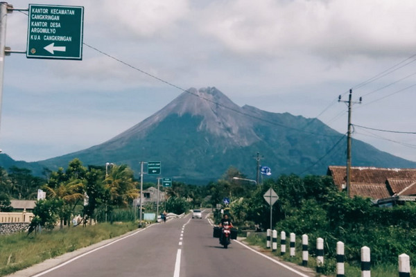 Penampakan Gunung Merapi dari Cangkringan, Kabupaten Sleman, DIY, 28 Desember 2018 pagi. (Foto: Twitter/@BPPTKG)