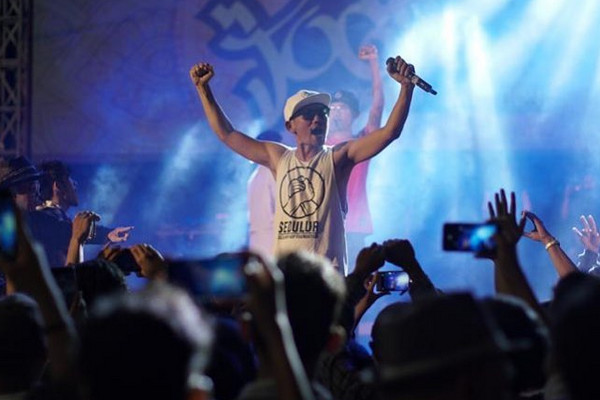 Anggota kelompok musik JHF, Marzuki Mohamad alias Kill the DJ. (Foto: Instagram/@killthedj)