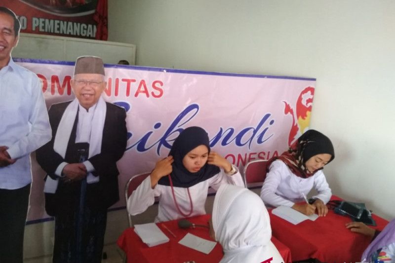 Komunitas Srikandi Indonesia (KSI) menggelar pengobatan gratis terbatas bagi 500 undangan masyarakat di Kota Solo, Jawa Tengah (Jateng). (Foto: Ist)