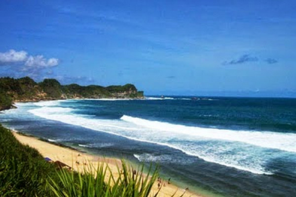 Pantai Nampu, Kabupaten Wonogiri, Jateng. (Foto: tempatwisatadaerah.blogspot.com)