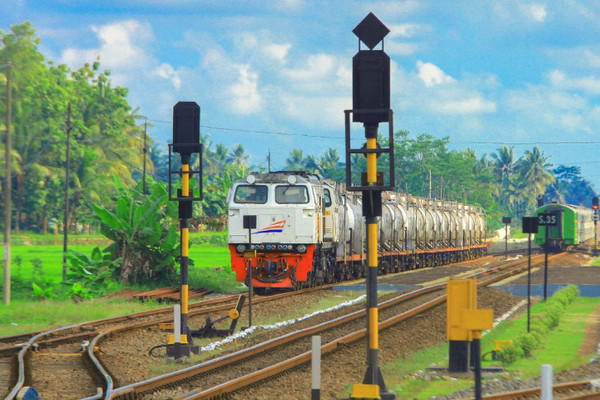 Ilustrasi kereta api. (Foto: Twitter/@KAI121)