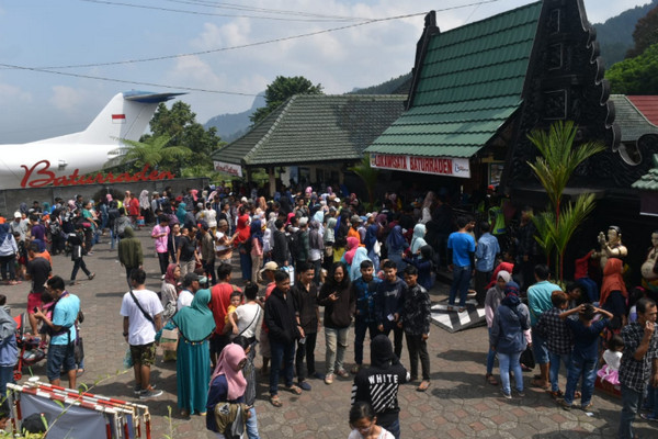 Ilustrasi wisatawan memadati lokawisata Baturrade, Kabupaten Banyumas, Jateng. (Foto: Pemkab Banyumas)