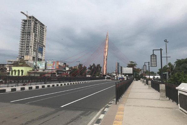 Jembatan Tirtonadi, Kota Surakarta, Jateng. (Foto: Instagram/@wonderfulsoloraya)