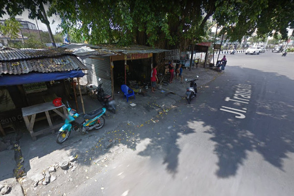 Penampakan bangunan PKL di Jalan Transito, Kota Surakarta, Jateng, September 2018. (Foto: Google Street View)