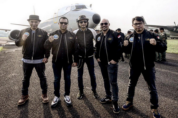 Personel grup musik Padi Reborn. (Foto: Instagram/@padiband)