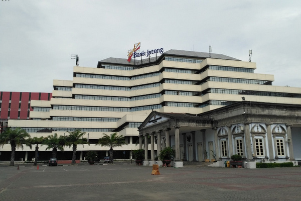 Kantor Pusat Bank Jateng di Kota Semarang, Jateng. (Foto: Google Maps/Lorentz Adventure)