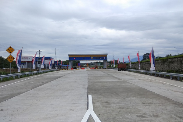 Gerbang Tol Gondangrejo di ruas tol Solo-Ngawi, Jateng. (Foto: Google Maps/Sapta N.)