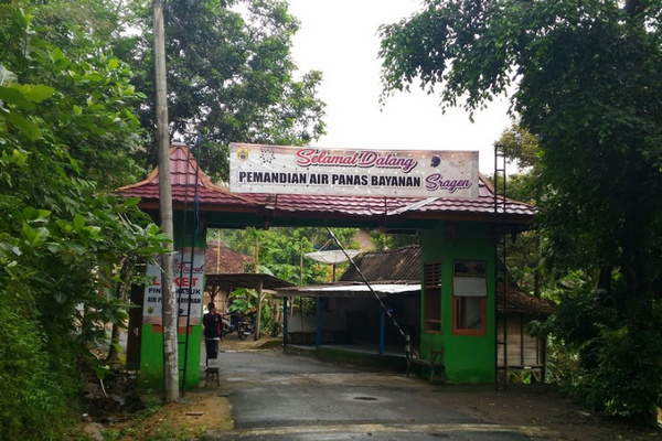 Pemandian Air Panas Bayanan di Kabupaten Sragen, Jateng. (Foto: Google Maps/Kukuh Haryanto)