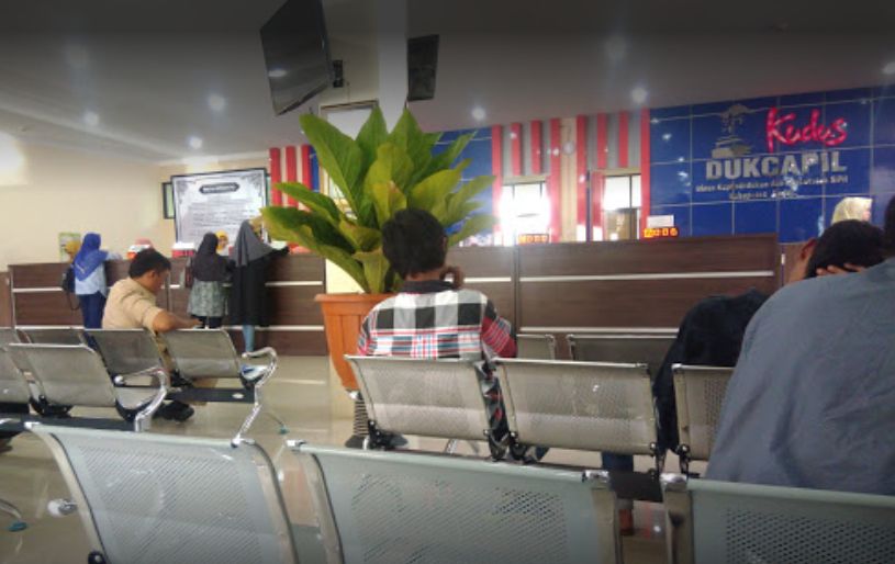Kantor Disdukcapil Kudus, Jawa Tengah/Foto Boen.