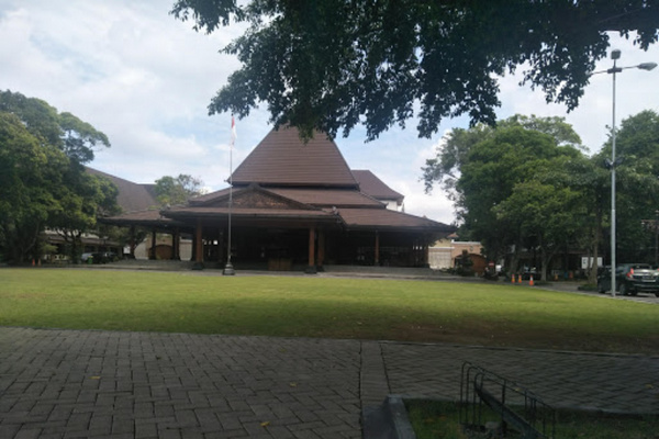 Kantor Wali Kota Surakarta, Jateng. (Foto: Google Maps/Tri Sunanto)