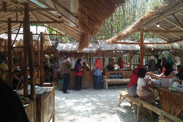  Pasar Mbrumbung di Kabupaten Rembang, Jateng. (Foto: Google Maps/laila al)