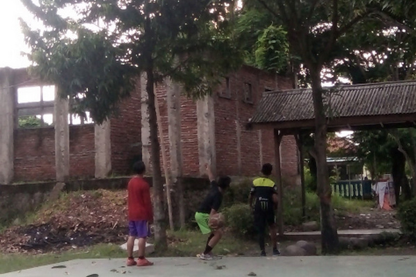 Penampakan gedung SMPN 17 Tegal Kota, Jateng yang mangkrak. (Foto: Google Maps/Indra Jasak Setiawan)