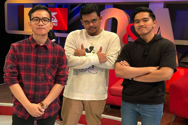 Gibran Rakabuming Raka (kiri) dan Kaesang Pangarep (kanan). (Foto: Instagram/@kaesangp)