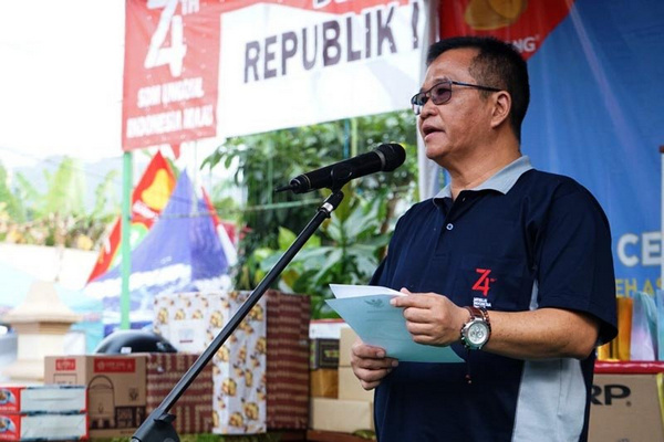 Sekda Kota Magelang, Joko Budiyono, saat membacakan sambutan Wali Kota pada pembukaan Magsel Expo 2019 di halaman Kantor Kecamatan Magelang Selatan, Kota Magelang, Jateng, Jumat (2/8). (Foto: Pemkot Magelang)
