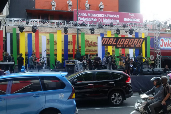 Kegiatan Malioboro Night Festival 2016. (Foto: Twitter/@malioboronight1)