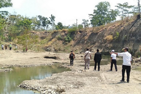 Kondisi Sungai Cilakar di Desa Pangebatan, Kecamatan Bantarkawung, Kabupaten Brebes, Jateng. (Foto: Suara Merdeka/Teguh Inpras)