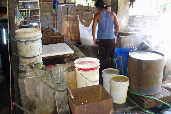 Pabrik tahu. (Foto: Kementerian PUPR)