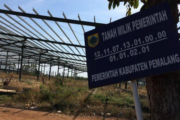 Kondisi proyek pembangunan Pasar Sayur dan Buah Pemalang, Jateng. (Foto: Tribun Jateng/Budi Susanto)