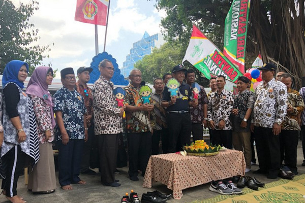 Peluncuran maskot Jaka dan Lisa di Malioboro, Yogyakarta, Minggu (13/10/2019). (Foto: Antara).