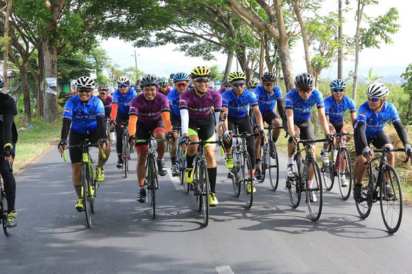 Pelaksanaan Tour de Borobudur 2018. (Foto: Facebook/Samba Chay)