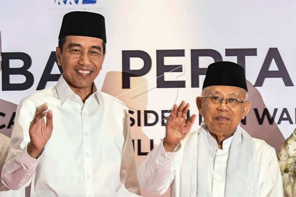 Presiden Jokowi (kiri) dan Wapres Ma'ruf Amin. (Foto: Antara Foto/Aprillio Akbar)