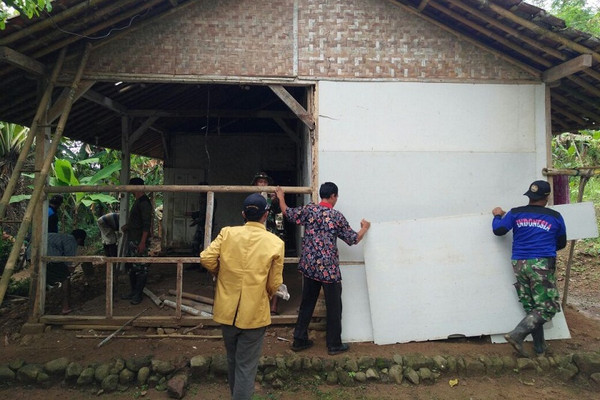 Pelaksanan Program RTLH di Kabupaten Cilacap, Jateng. (Foto: Pemkab Cilacap)