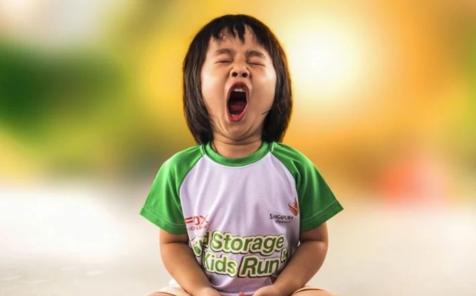 Gadis Kecil Menguap (Pixabay).