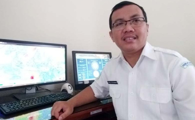 Analis Cuaca BMKG Stasiun Meteorologi Tunggul Wulung Cilacap Rendi Krisnawan. (ANTARA)