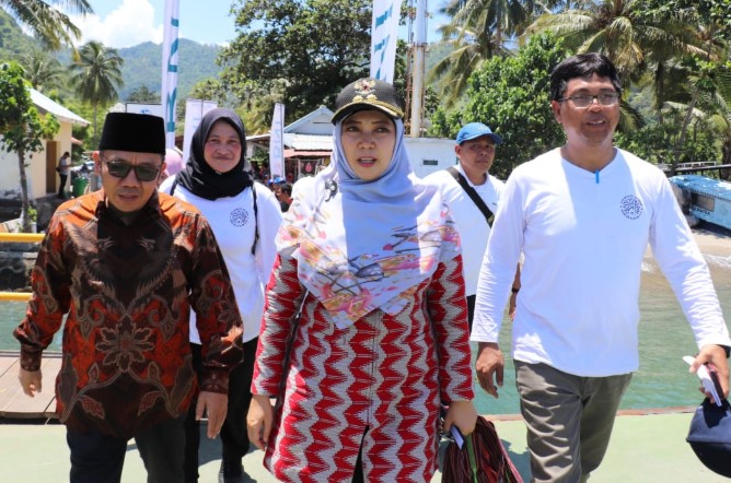 Wakil Gubernur Nusa Tenggara Barat Sitti Rohmi Djalilah, Bupati Lombok Utara Najmul Akhyar|  Doc Istimewa