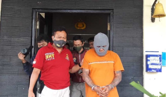 Seoarang narapidana asimilasi melakukan pemerasan di Temanggung akan dikembalikan ke Lapas di Nusakambangan Cilacap melalui Rutan Temanggung. (ANTARA/Heru Suyitno)