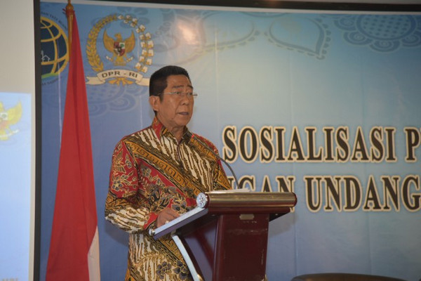 Anggota Fraksi PDIP DPR, Henry Yosodiningrat. Dokumentasi DPR