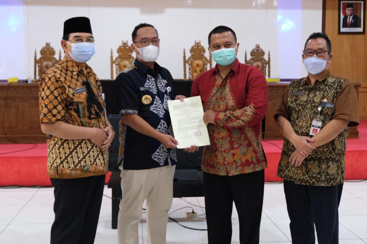 Foto: Penandatanganan Kerjasama Pemkot Magelang dengan Pusat Telaah dan Informasi Regional (Pattiro) Semarang. Sumber Foto: jatengprov.go.id.