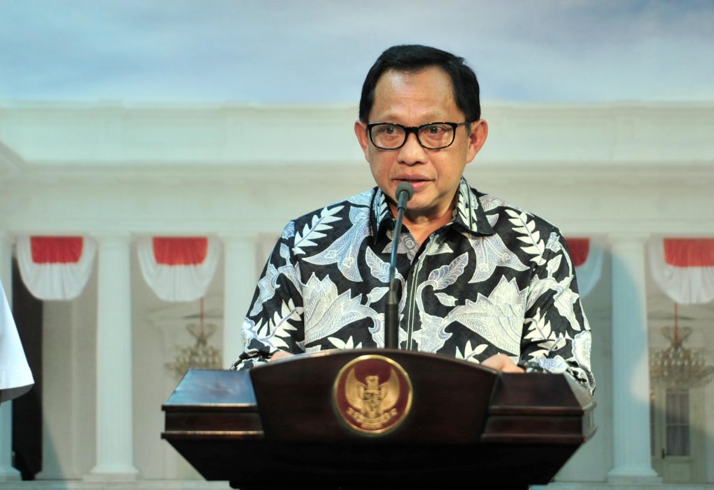 Tito Karnavian Raih Penghargaan CNN Indonesia Awards 2025