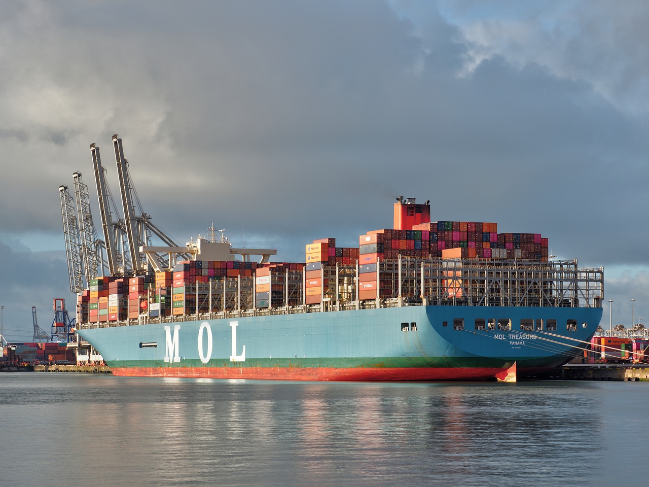 Ilustrasi ekspor. Foto: Pixabay.com