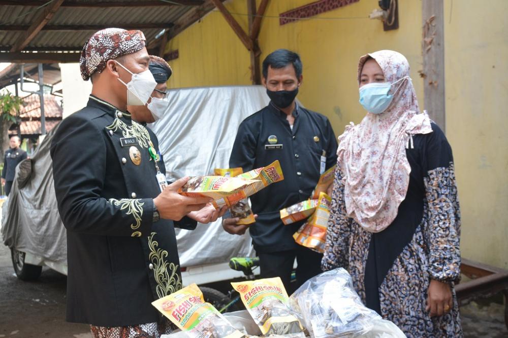 Kunjungan Bupati Wihaji. Foto: batangkab.go.id