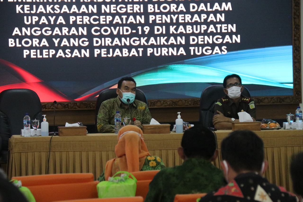 Bupati Blora, Arief Rahman dan Kajari Blora, Yohanes Avila Agus Awanto saat Rakor Sinergitas. Foto: blorakab.go.id