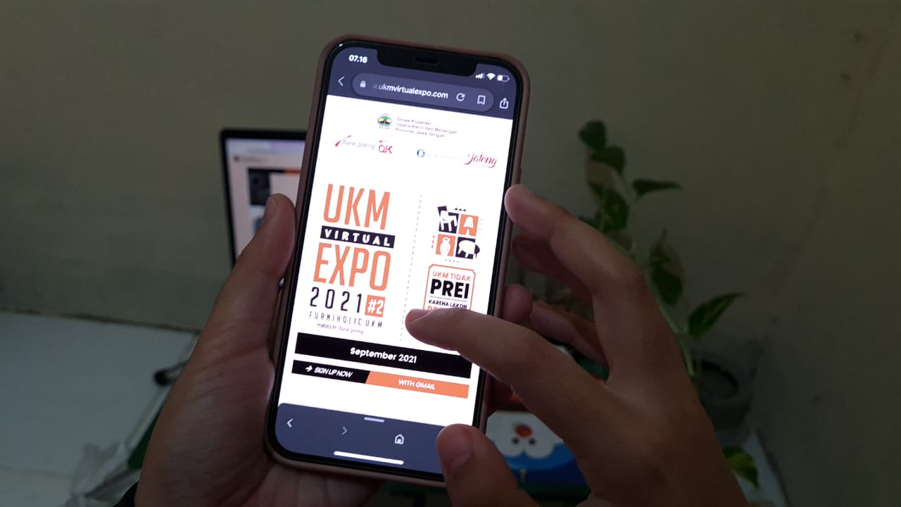 Laman UKM Virtual Expo (UVO) 2021. Foto: jatengrov.go.id