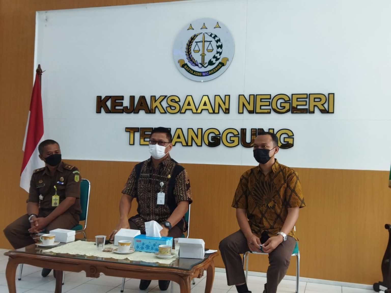 Pimpinan Kejari Temanggung saat konferensi pers. Foto: jatengprov.go.id